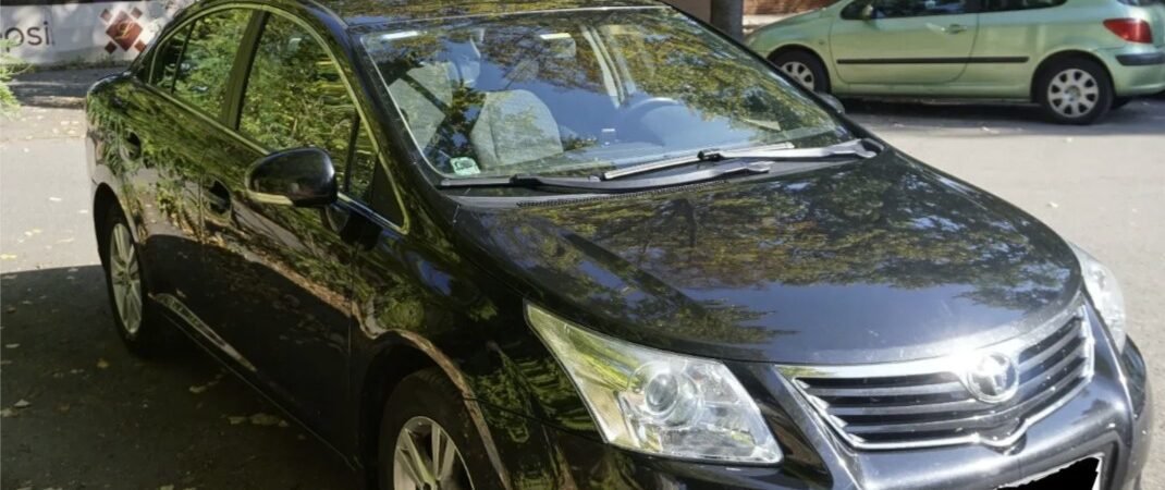 Toyota Avensis (2012)